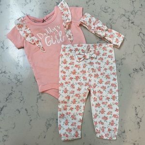“Daddy’s Girl” onesie and leggings